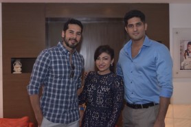 Dino Morea Visit